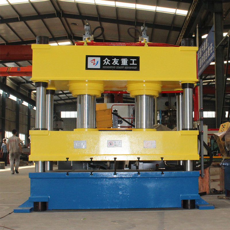 油壓機(jī)廠(chǎng)家教你四柱油壓機(jī)的清理方法