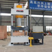 如何防止空氣進入四柱油壓機系統(tǒng)