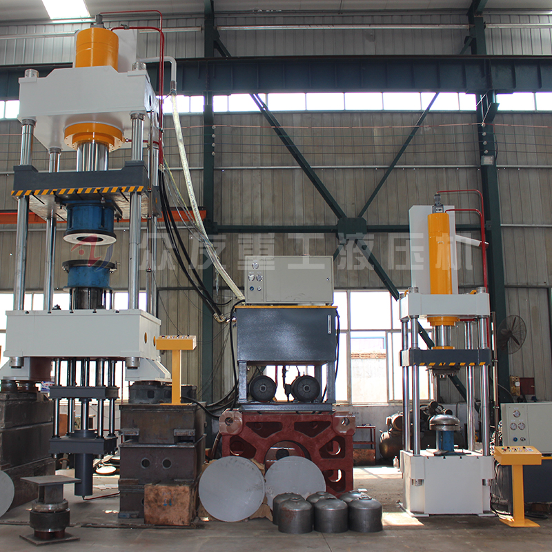 太陽(yáng)能水桶成型油壓機(jī)液壓表無(wú)壓力問(wèn)題分析